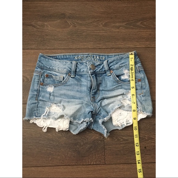 American Eagle Outfitters Lace Crochet Pocket Shortie Shorts Size 0 - Picture 2 of 7